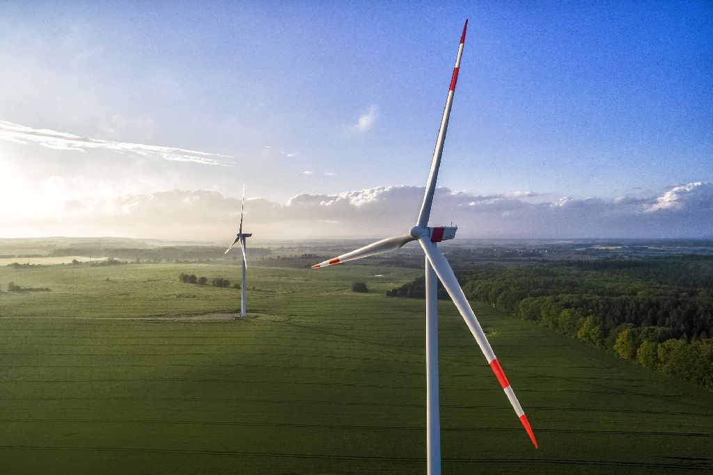 Поддержите чистую энергию: инвестиции в ветряную энергию в Бранденбурге.